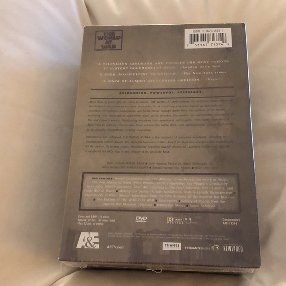 ✨HOST PICK ✨ THE WORLD AT WAR BOX SET *SEALED/NEW DVDS - Picture 2 of 4